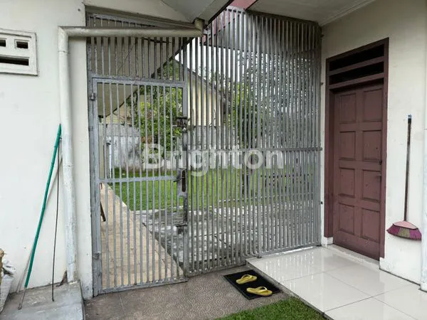 image RUMAH LAMA PINGGIR JALAN  MEDAN KOTA (2)