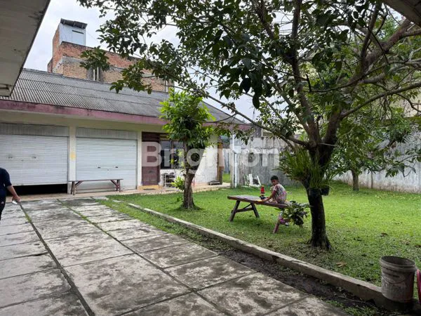 image RUMAH LAMA PINGGIR JALAN  MEDAN KOTA (1)