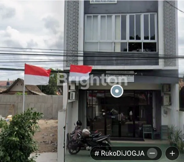 image INVESTASI STRATEGIS: RUKO 3 LANTAI SHM, LOKASI PREMIUM JOGJA (1)
