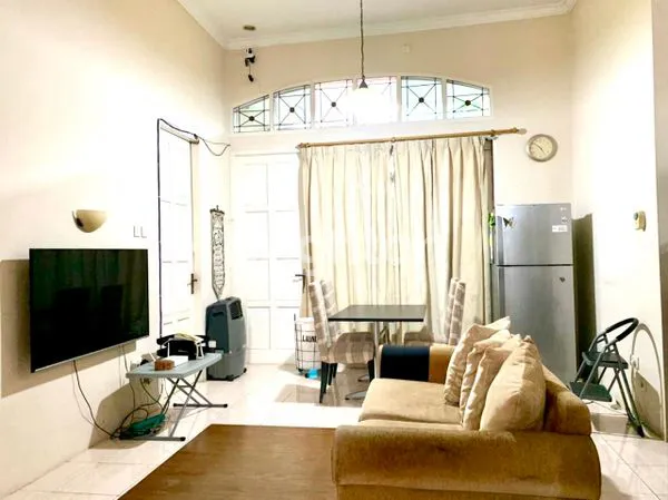 image SEWA RUMAH CANTIK DAN NYAMAN (2)