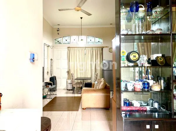 image SEWA RUMAH CANTIK DAN NYAMAN (3)