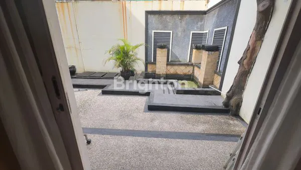 image RUMAH CANTIK NYAMAN FULL FURNISHED STRATEGIS BALIKPAPAN BARU (7)
