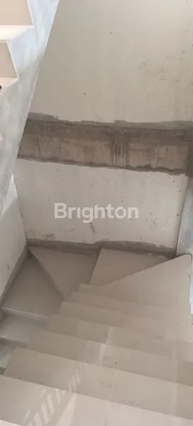 image RUKO 3 LANTAI SHM, SIAP USAHA DI GREENVILLE (7)