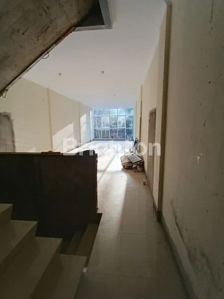 image RUKO 3 LANTAI SHM, SIAP USAHA DI GREENVILLE (8)