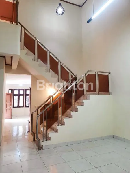 image RUMAH MEWAH 2 LANTAI   DI ALAM SEGAR 3 (4)
