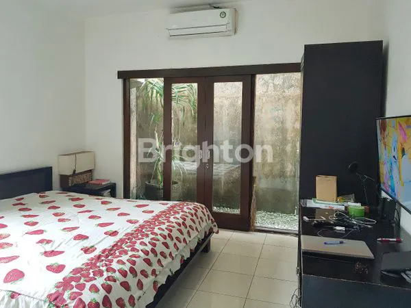 image RUMAH MEWAH DIKAWASAN STRATEGIS DAERAH JIMBARAN (4)