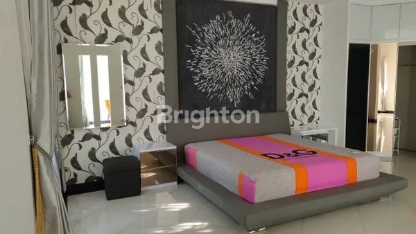 image RUMAH MEWAH 2 LANTAI DI DURI KEPA, LT 214M² (7)