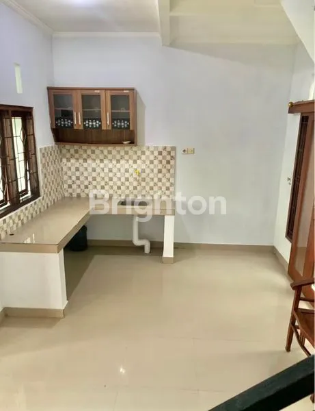 image RUMAH SIAP HUNI DI CARGO GATOT SUBROTO BARAT (5)