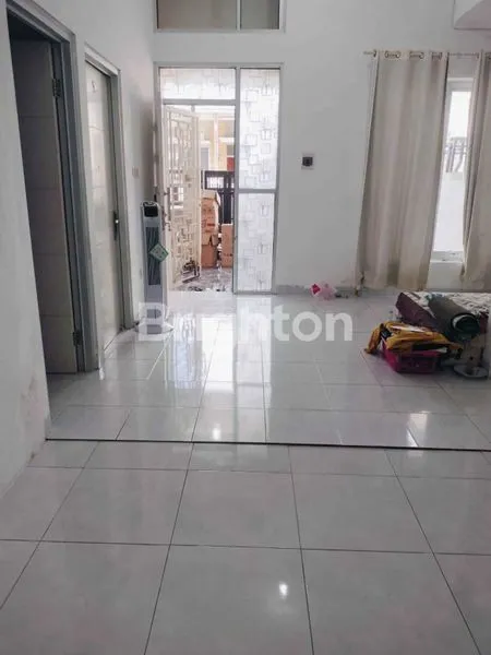 image RUMAH CANTIK DAN MINIMALIS BALIKPAPAN REGENCY  (3)