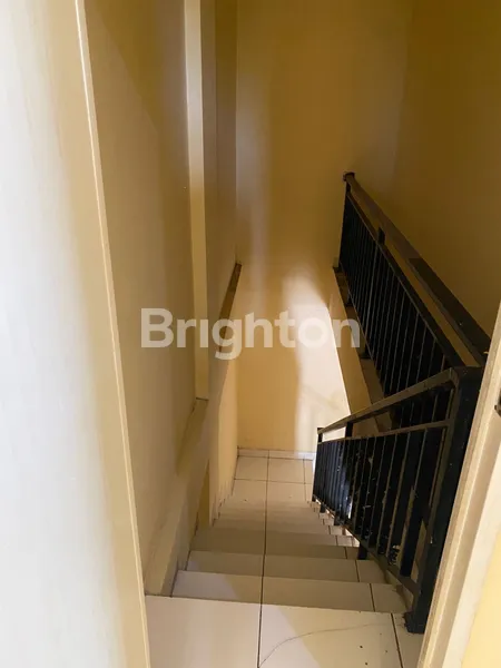 image RUKO 2 LANTAI DI RAYA BINONG LIPPO KARAWACI TANGERANG – JALAN UTAMA, AREA RAMAI DAN HIDUP (3)