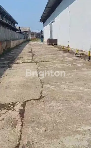 image GUDANG KAMAL AKSES KONTAINER 40 FEET DEKAT TOL BANDARA (3)