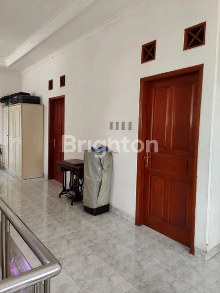 image RUMAH 2 LANTAI DI KOMPLEKS FAVORIT PLUIT  (2)