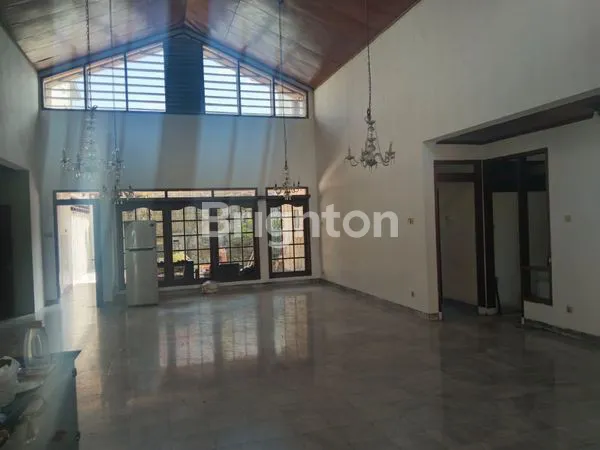 image RUANG USAHA STRATEGIS DI BINTARO, 2 LANTAI, LUAS 390M² (1)
