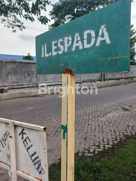 image RUMAH VILLA KOSONG DI KOMPLEK GRAHA METROPOLITAN, MEDAN (2)