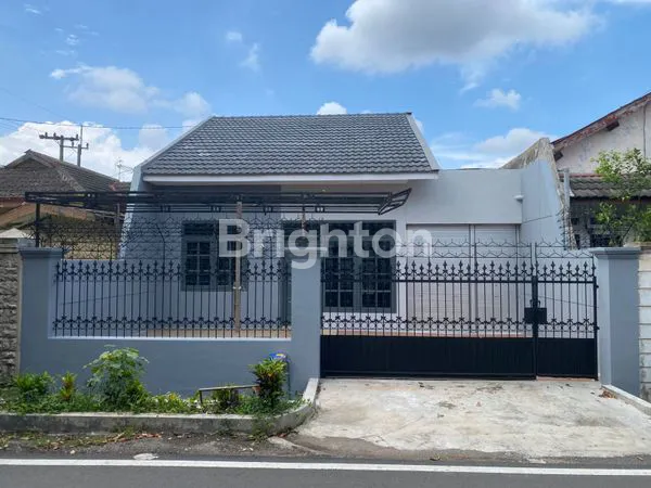 image RUMAH CANTIK MINIMALIS MODERN DI SULFAT (1)