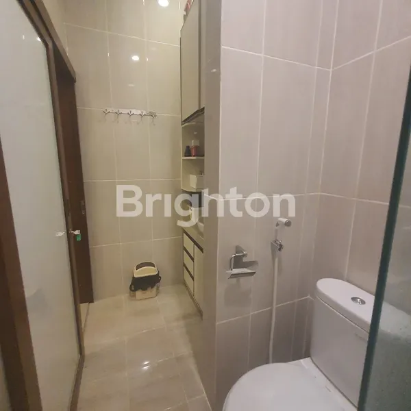 image RUMAH LUAS DI GRAHA CINERE DEPOK (8)