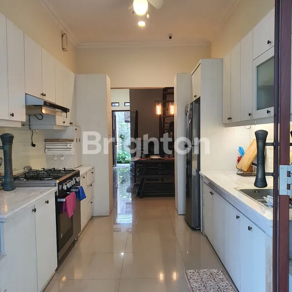 image RUMAH LUAS DI GRAHA CINERE DEPOK (6)