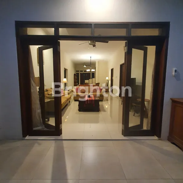 image RUMAH LUAS DI GRAHA CINERE DEPOK (4)