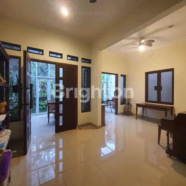 image RUMAH LUAS DI GRAHA CINERE DEPOK (3)