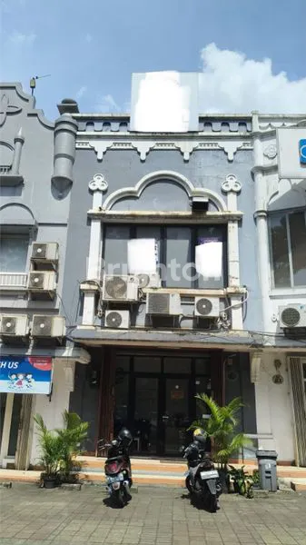 image RUKO DENGAN LOKASI YANG STRATEGIS DI BSD CITY. (1)