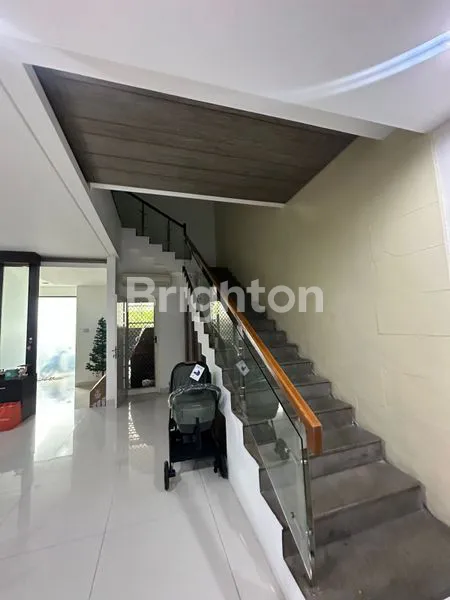image RUMAH 2.5 LANTAI RAJAWALI SELATAN (3)