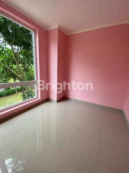 image DIJUAL RUMAH 2 LANTAI DI GRAHA RAYA BINTARO 1.5 M (2)