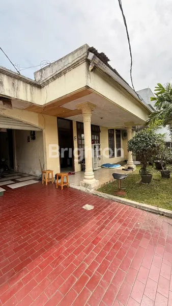 image RUMAH HITUNG TANAH SUPER STRATEGIS KAPTEN TENDEAN DEKAT SENOPATI DAN KUNINGAN JAKARTA SELATAN  (1)