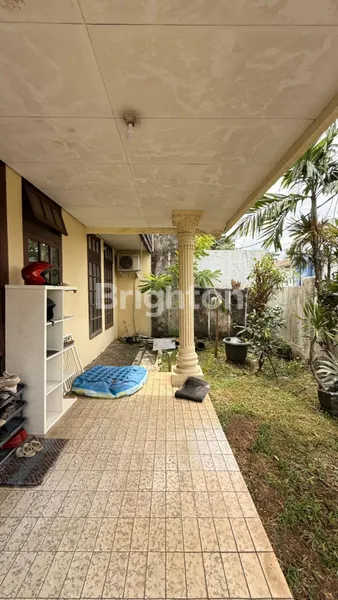 image RUMAH HITUNG TANAH SUPER STRATEGIS KAPTEN TENDEAN DEKAT SENOPATI DAN KUNINGAN JAKARTA SELATAN  (2)