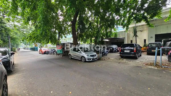 image DIJUAL GEDUNG EXBANK SIAP RENO DI JAKARTA PUSAT (3)