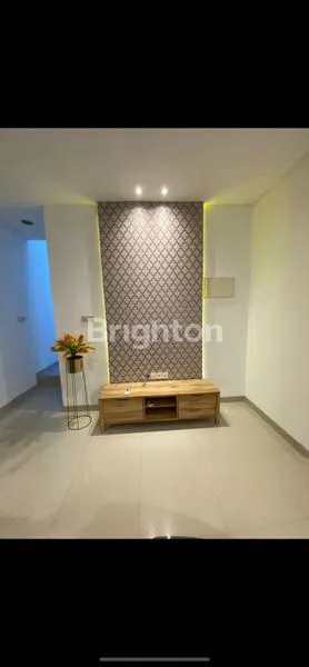 image RUMAH CANTIK SIAP HUNI ONE BSD CITY (3)