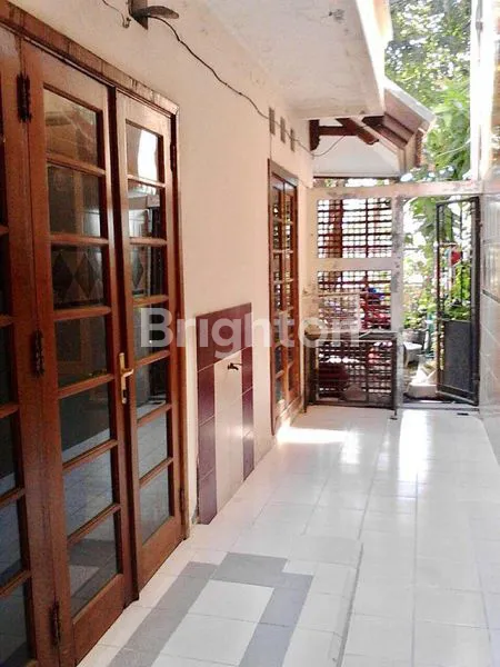 image RUMAH DEPAN TENNIS COURT FULL FURNISH PANTAI MENTARI  (2)