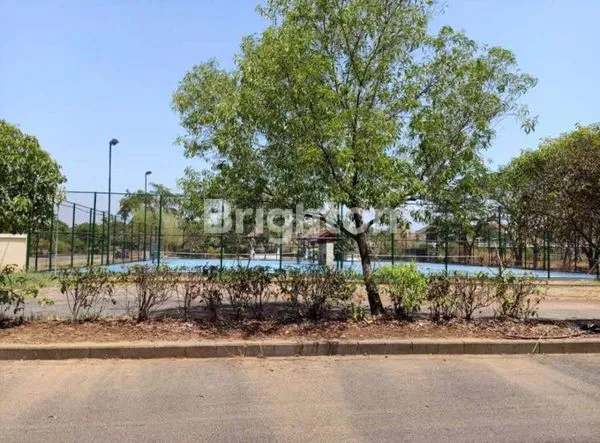 image RUMAH DEPAN TENNIS COURT FULL FURNISH PANTAI MENTARI  (3)