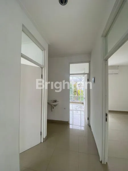 image DIJUAL RUMAH 2 LANTAI DI BINTARO JAYA 2,25 M NEGO (7)