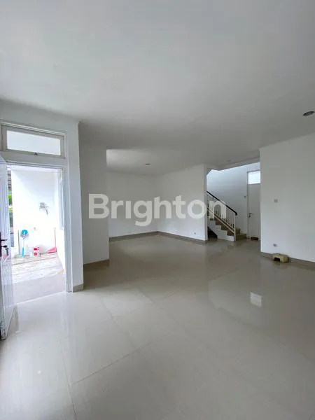 image DIJUAL RUMAH 2 LANTAI DI BINTARO JAYA 2,25 M NEGO (8)