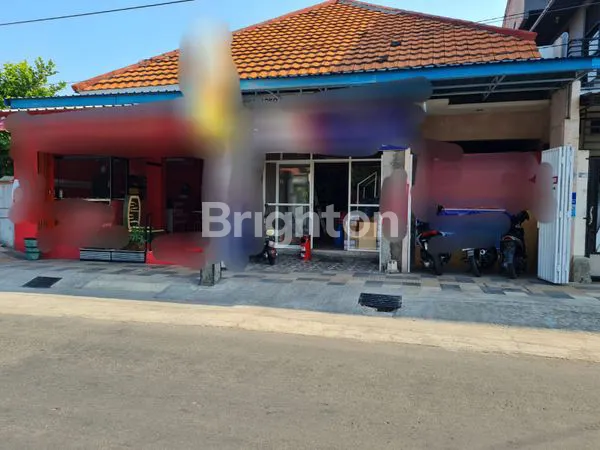 RUMAH USAHA TERBAGI MENJADI 3 RUANG LOSS DI PURI TAMAN PAHLAWAN PATI