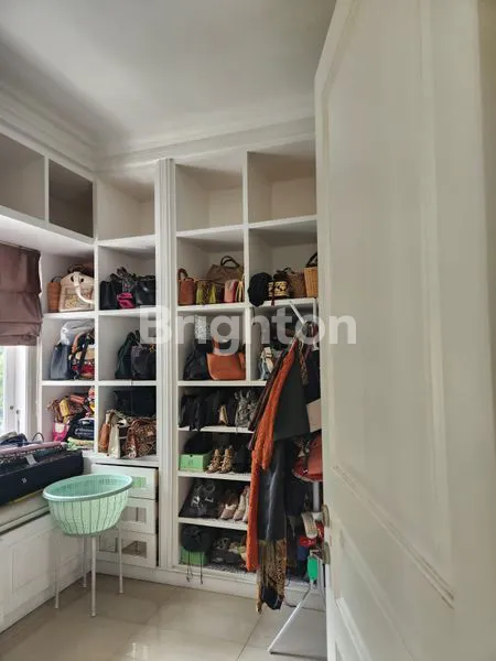 image DIJUAL RUMAH BAGUS DI TAMAN PENINSULA (3)