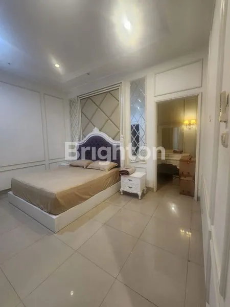 image DIJUAL RUMAH BAGUS DI TAMAN PENINSULA (6)