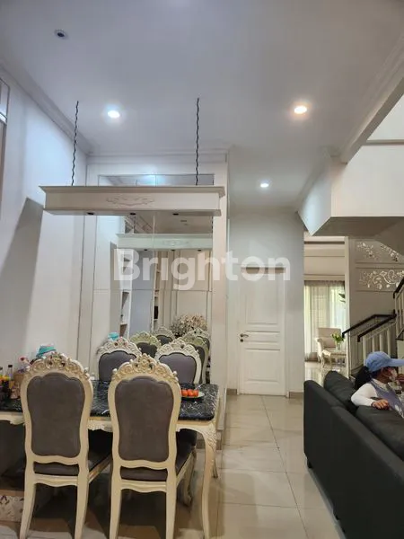 image DIJUAL RUMAH BAGUS DI TAMAN PENINSULA (5)