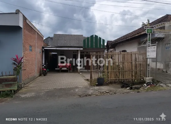 image DIJUAL RUMAH LUAS 0 JALAN RAYA BISA DI ALIH FUNGSIKAN AREA JUNREJO KOTA BATU (1)