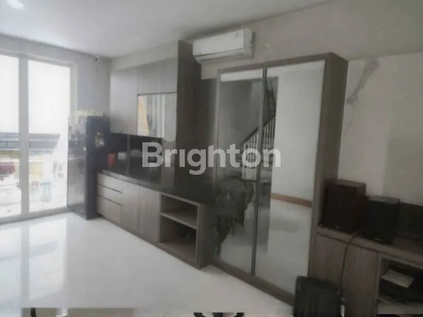 image RUMAH GREENLAKE CITRALAND SUDAH ADA FURNITURE (3)