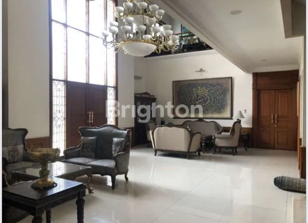 image JUAL RUMAH 2 LANTAI BATUNUNGGAL (1)