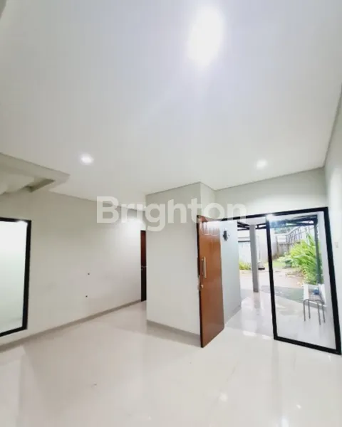 image RUMAH CANTIK TERAWAT 2 KAMAR TIDUR DEKAT VILA DAGO TOL (1)