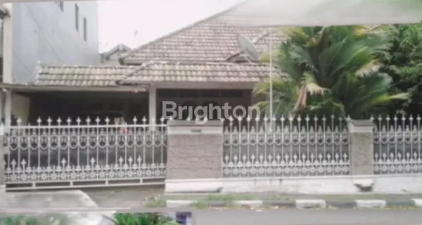 RUMAH 400M2 DI PAPANDAYAN, GAJAHMUNGKUR, SEMARANG, SHM