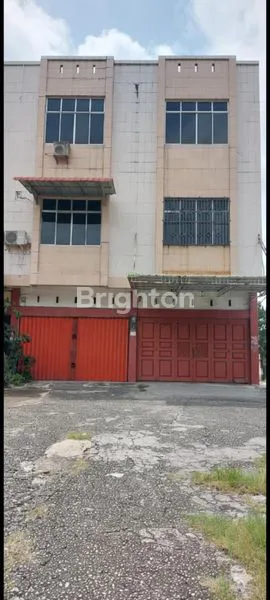 image RUKO GANDENG STRATEGIS 3 TINGKAT (1)