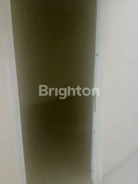 image RUMAH SIAP HUNI DI SEWA KAN LIPPO KARAWACI TANGERANG (4)