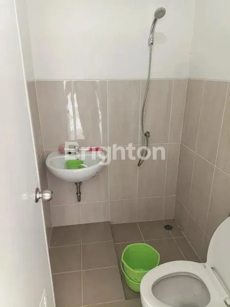 image RUMAH 2 LANTAI DI PARAMOUNT PETALS, DEKAT LIPPO KARAWACI (2)