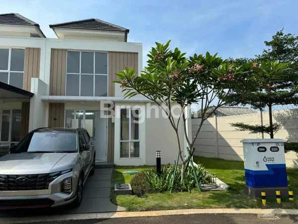 image RUMAH 2 LANTAI DI PARAMOUNT PETALS, DEKAT LIPPO KARAWACI (1)