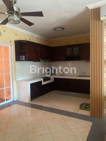 image RUMAH CANTIK MINIMALIS COCOK UNTUK KELUARGA (6)