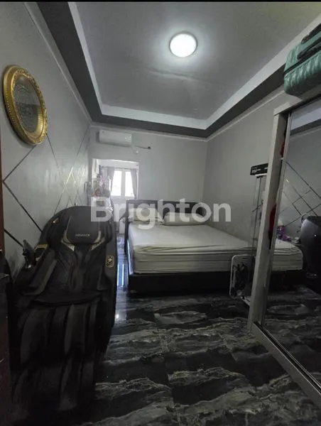 image RUMAH STRATEGIS 3 LANTAI LT 45M², HADAP SELATAN (4)