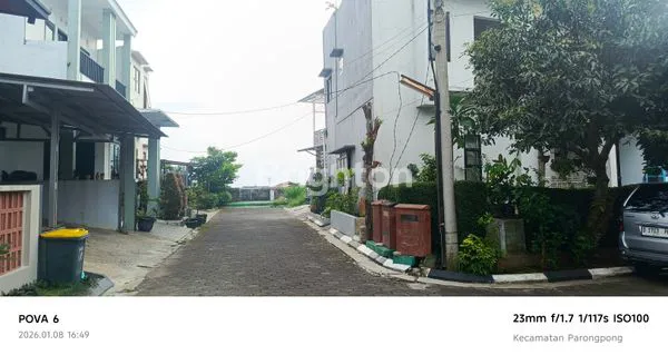 image RUMAH HOOK EKSKLUSIF DI SARIWANGI KBB, SIAP DIKEMBANGKAN HINGGA ROOFTOP (7)